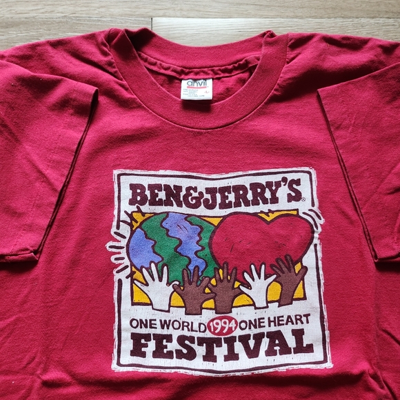 Vintage Other - 90s Ben & Jerry's One World One Heart Festival Tshirt